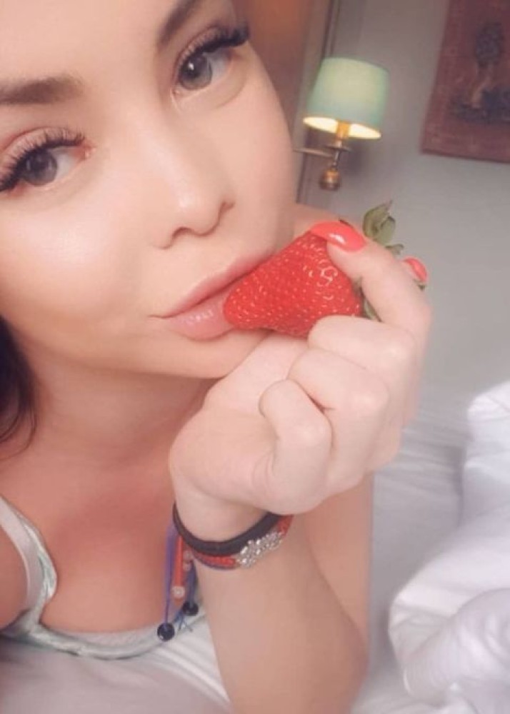 Индивидуалка Вика фото № 2 в городе Феодосия