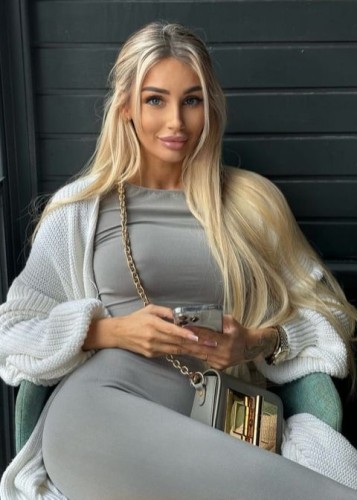 Есения, Г. Феодосия